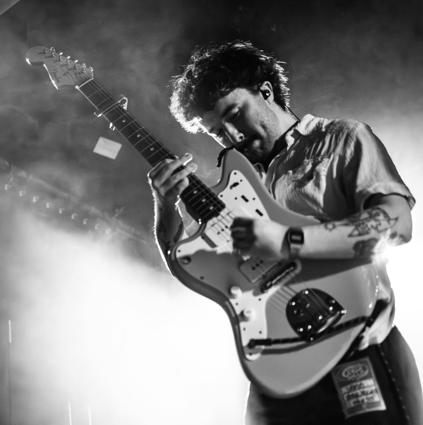 king tuts u have our heartsss,
10/05/25. ☆

loved playing this show for the road to @greatescapefest &amp; seeing some familiar faces (despite how moody we may appear in these lmao)

tour content is coming this weekend so stay tuned, lysm &amp; keep 