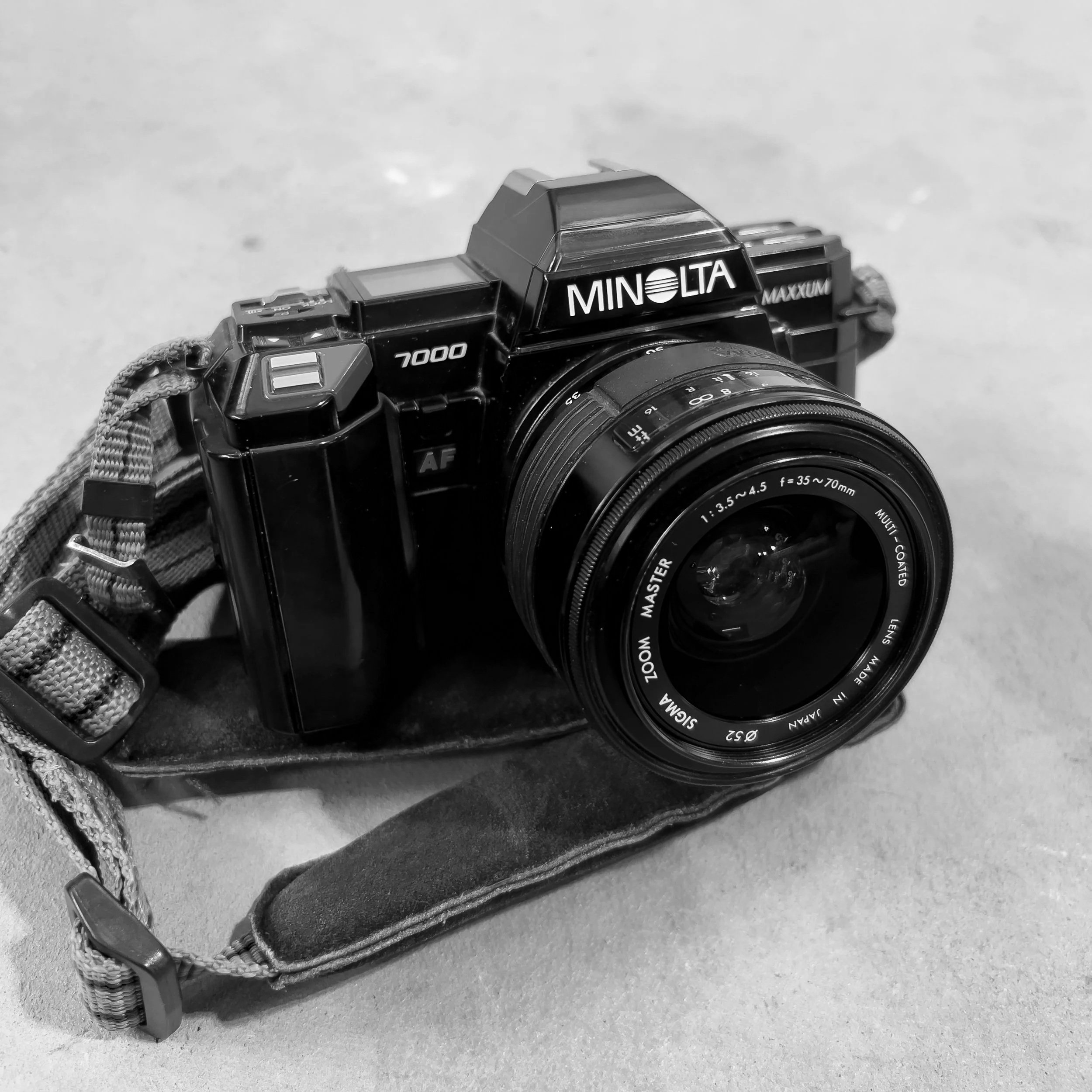 Minolta Maxxum 7000 35mm - SOLD