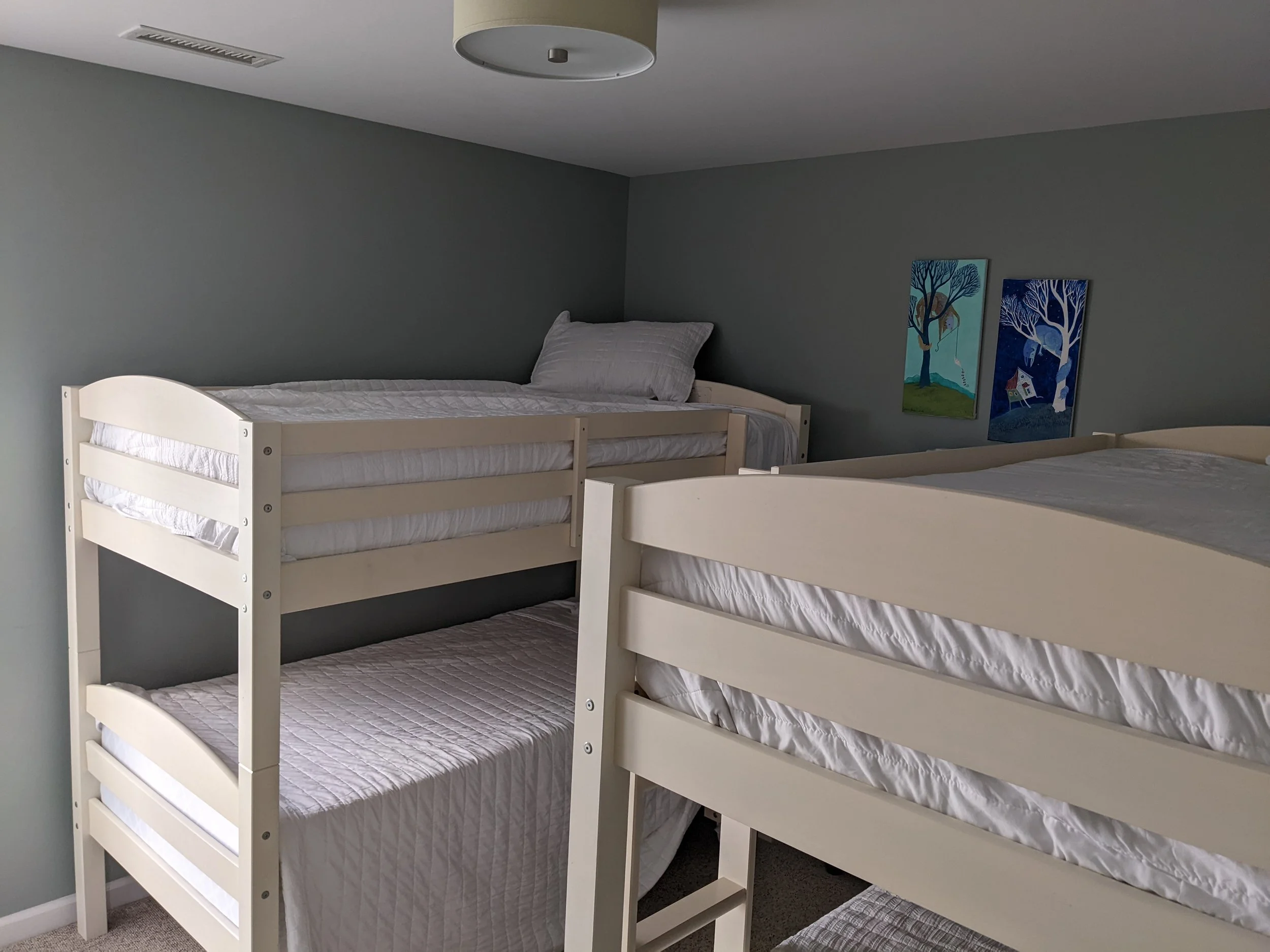 Bunk bed room- 4 single beds