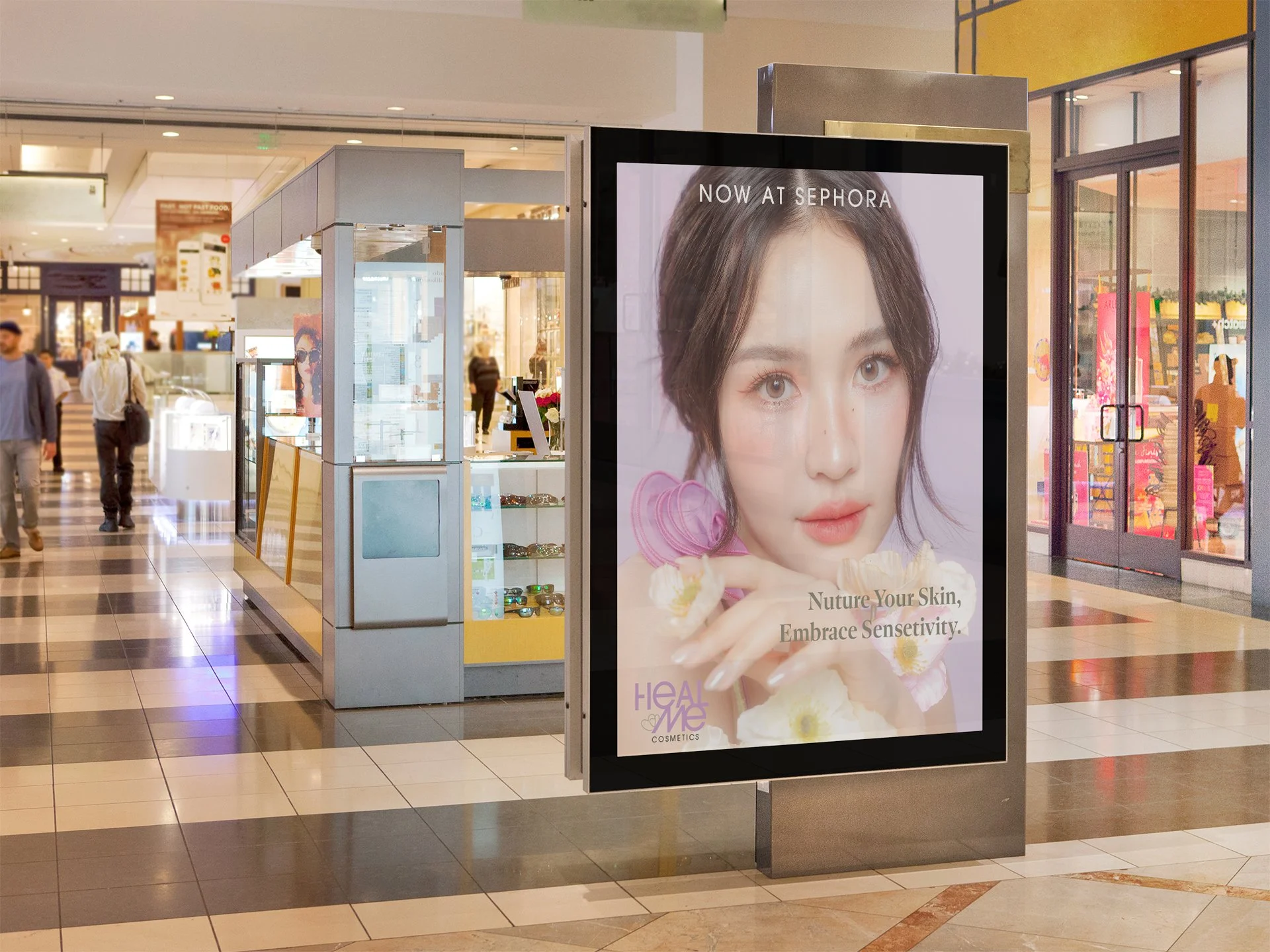 squared-ad-on-a-mall copy 2.jpg