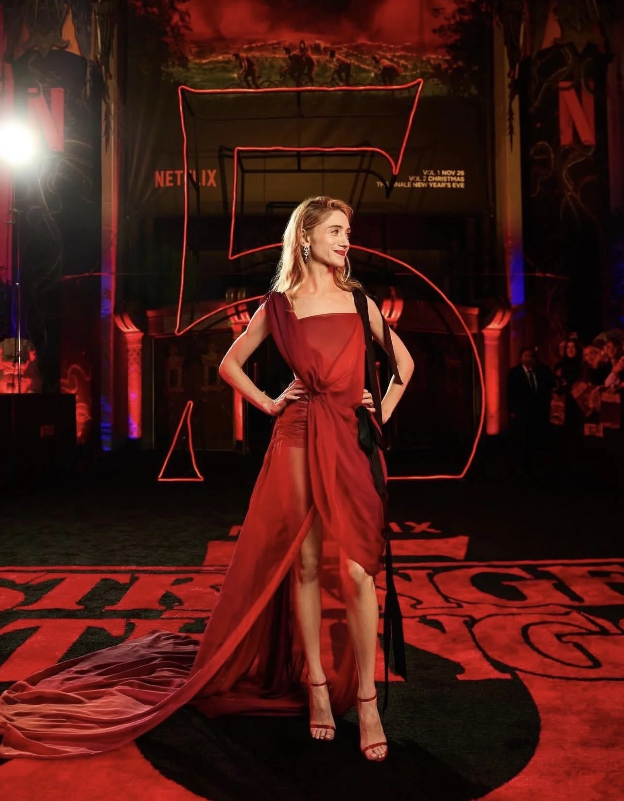 Natalia Dyer, Stranger Things Press
[Assisted Brad Goreski]