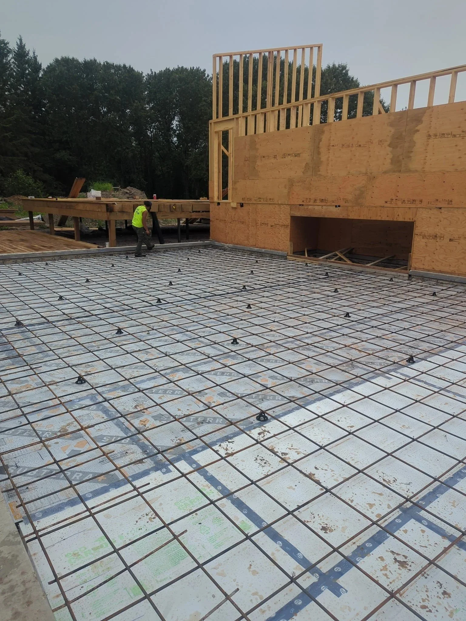 garage-floor-prepped-rebar-east-braintree-manitoba.jpg