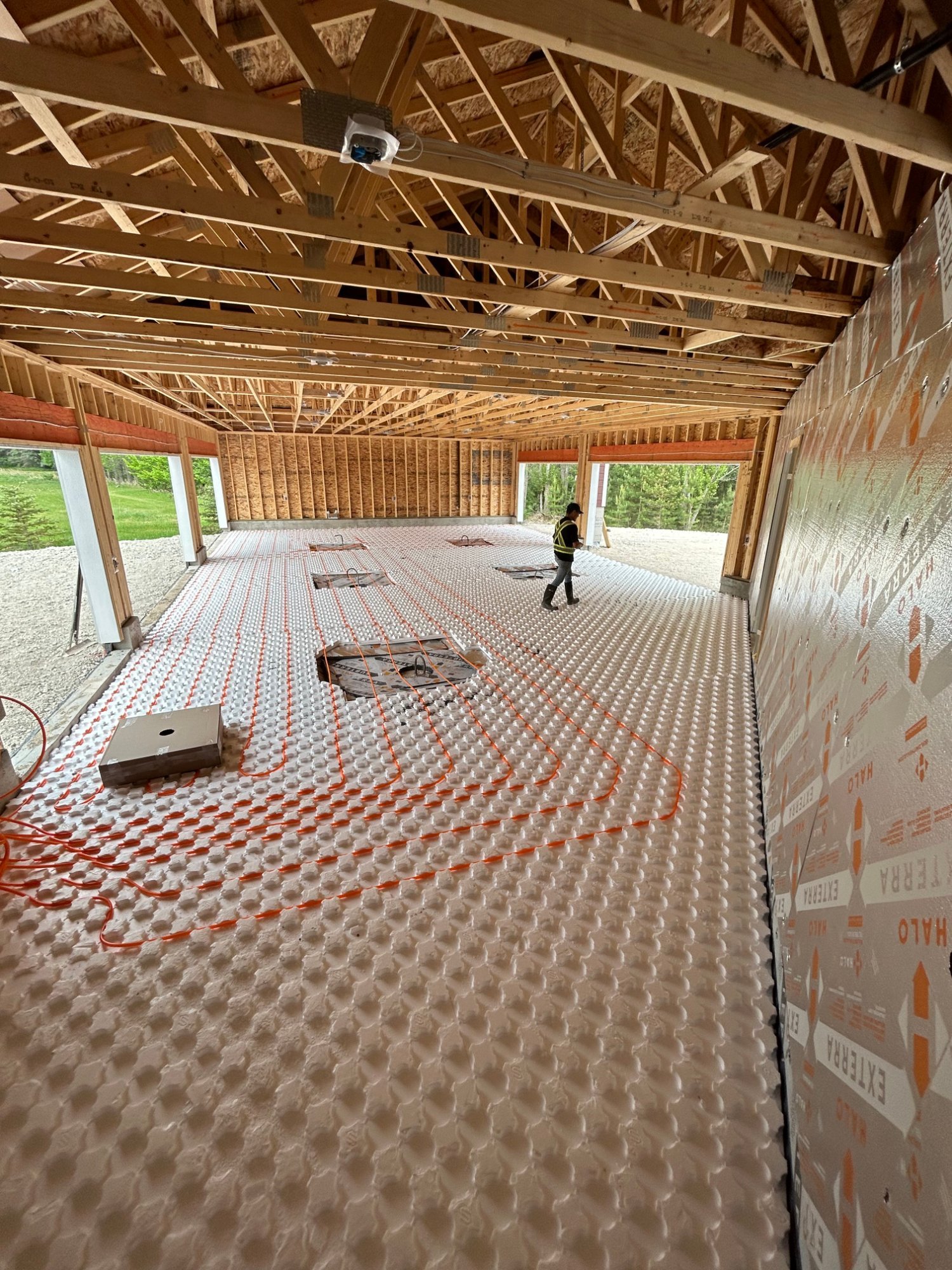 residential-concrete-garage-floor-radiant-heat-lines-birds-hill.jpg