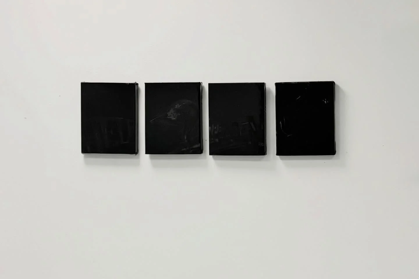 Howard Reyes McLaren
Self slop, 2025
Oil, latex on linen
8 x 10 x 1 inches
20.3 x 25.4 x 2.54