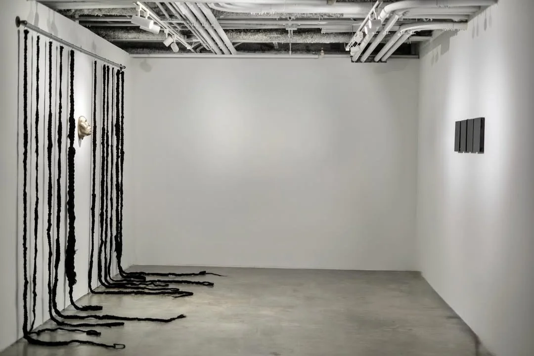 Howard Reyes McLaren
Self help, 2025
Oil, latex on linen
8 x 10 x 1inches
20.3 x 25.4 x 2.54 cm.