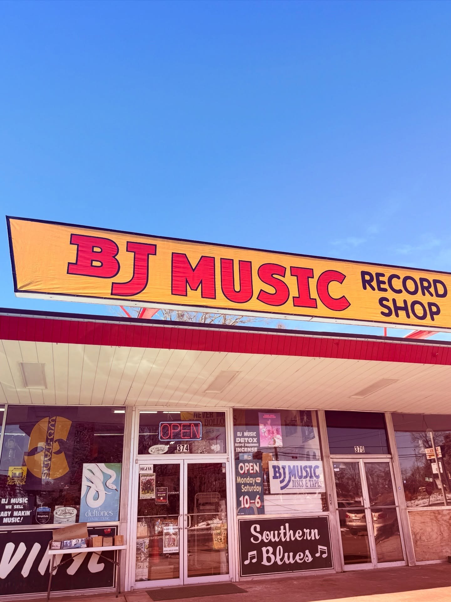 🎶✨ If you love digging, discovering, and getting a little lost in the coolest places&hellip; this one&rsquo;s for you.

We stopped by BJ Music Record Shop and let&rsquo;s just say&mdash;this place is a whole vibe. Rows and rows of vinyl (new + vinta