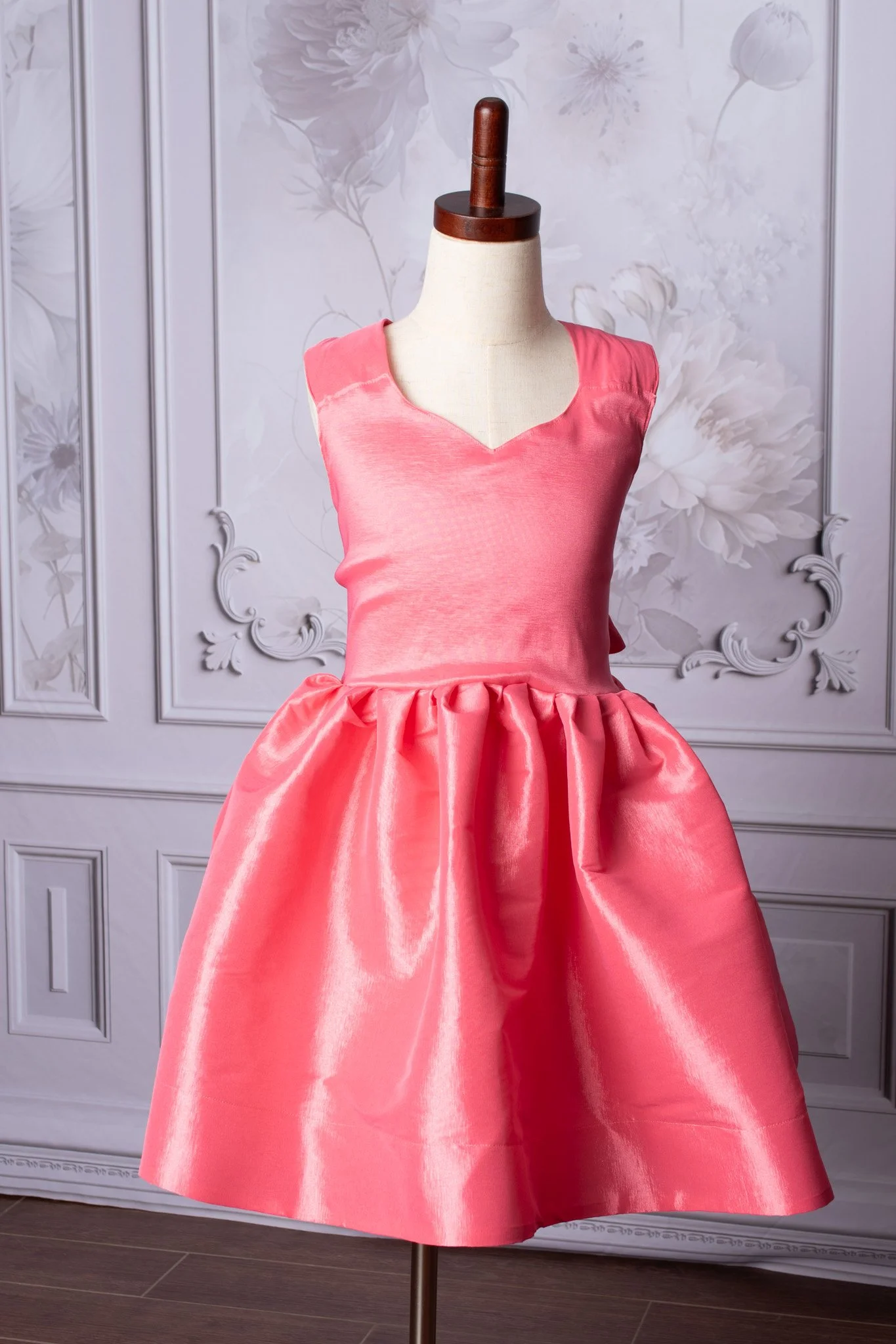 Taffeta-dress-knee-length-coral1.jpg
