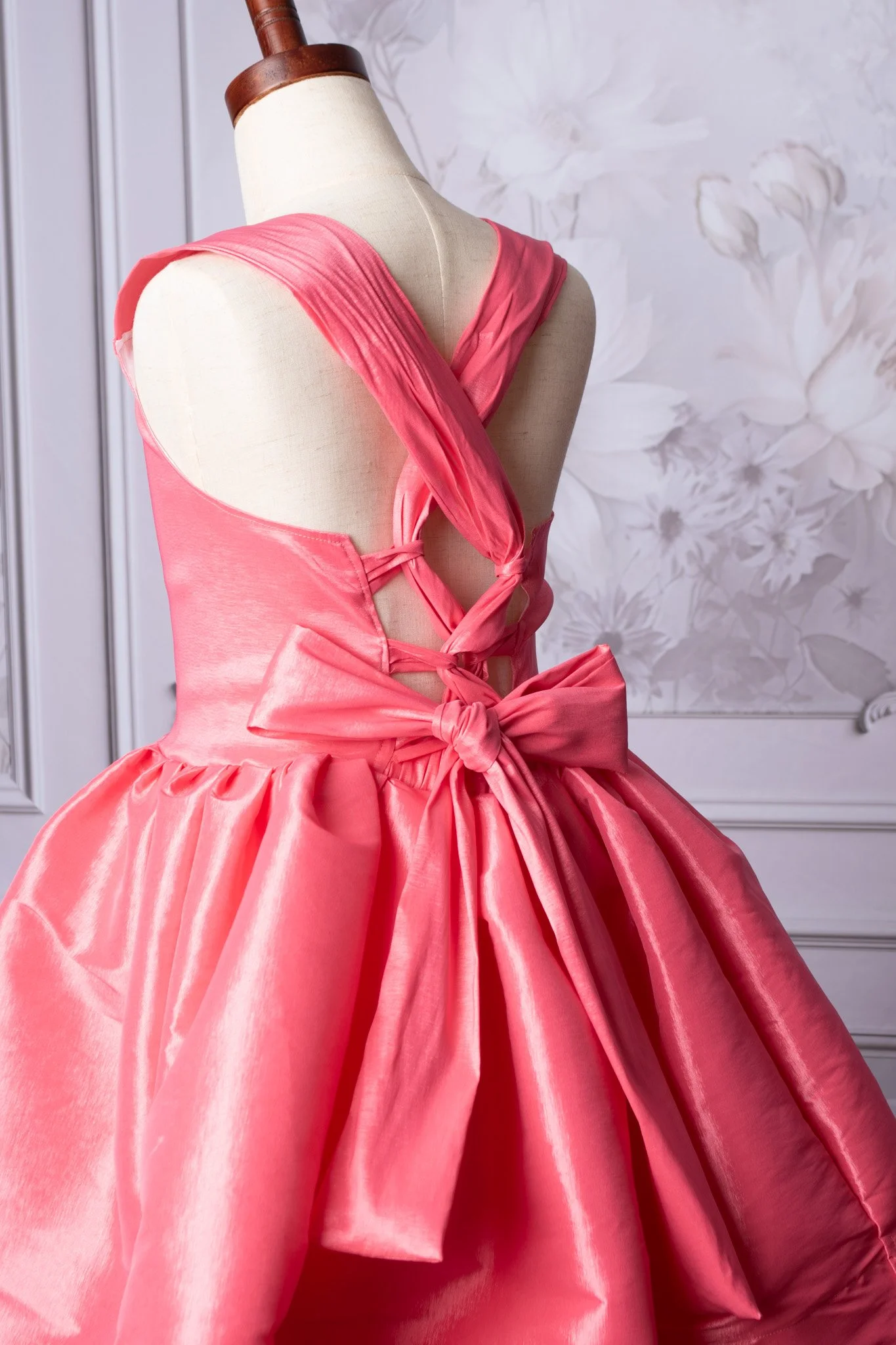 Taffeta-dress-knee-length-coral2.jpg