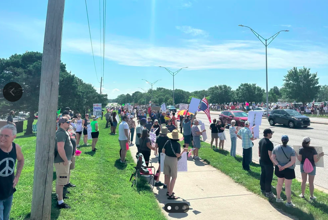 NO KINGS III - Lee's Summit MO