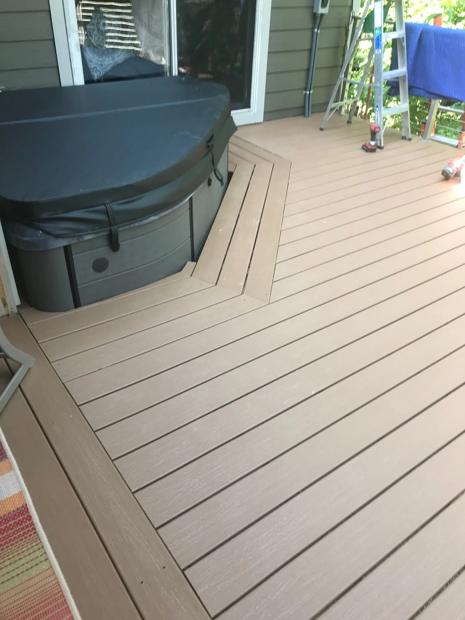 Inset Hot Tub (3/3); Etowah, NC