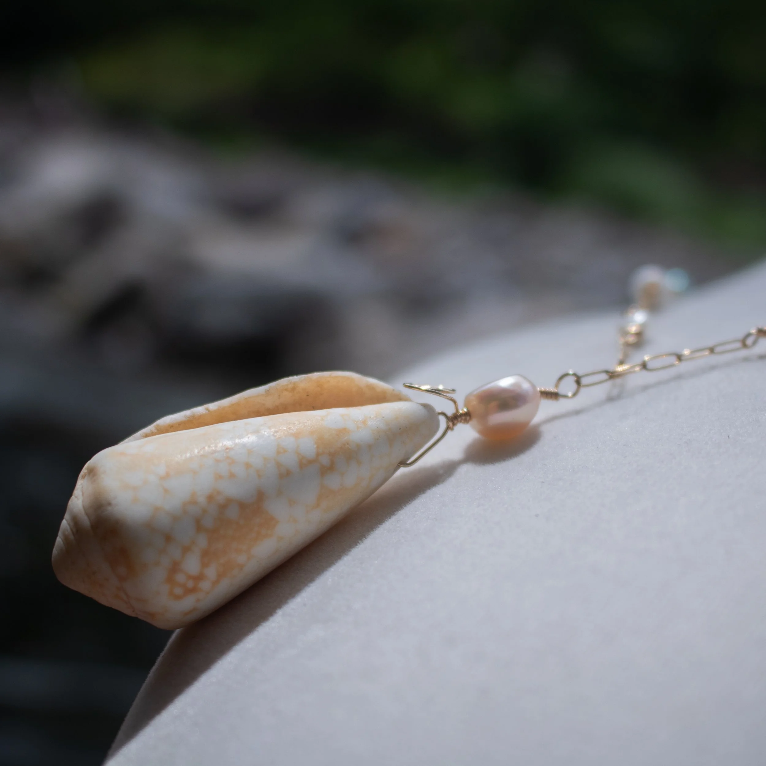 XL Rare Hawaiian Penniform Cone Shell Necklace - Edison Pearl & Mini Cones
