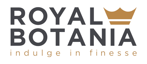 Royal Botania is known for combining luxury design with technical innovation and premium materials. Their collections are sleek, architectural, and highly refined, making them ideal for modern estates, luxury poolsides, and design-focused outdoor spa