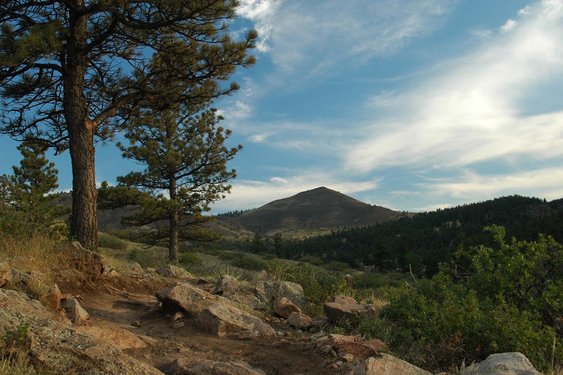 heil-valley-ranch-picture-rock-trail.jpg