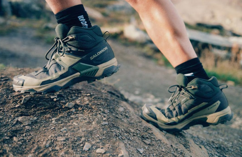 The Gear You Actually Need for Your First Group Hike in Recovery