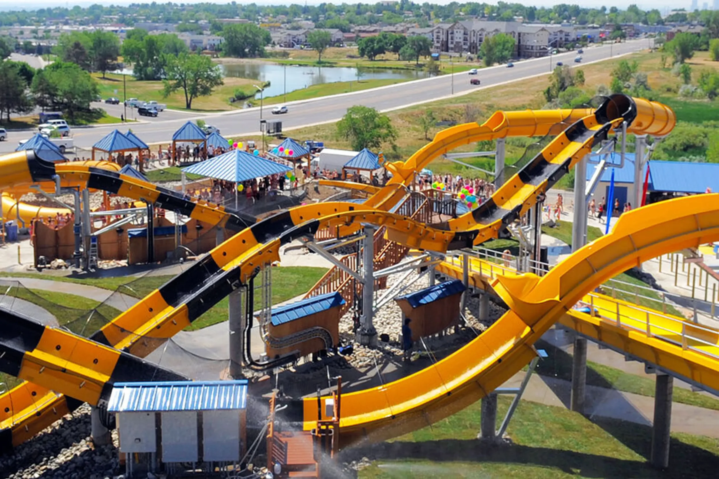 Mile-High-Flyer-at-Water-World-Colorado_54_990x660.webp