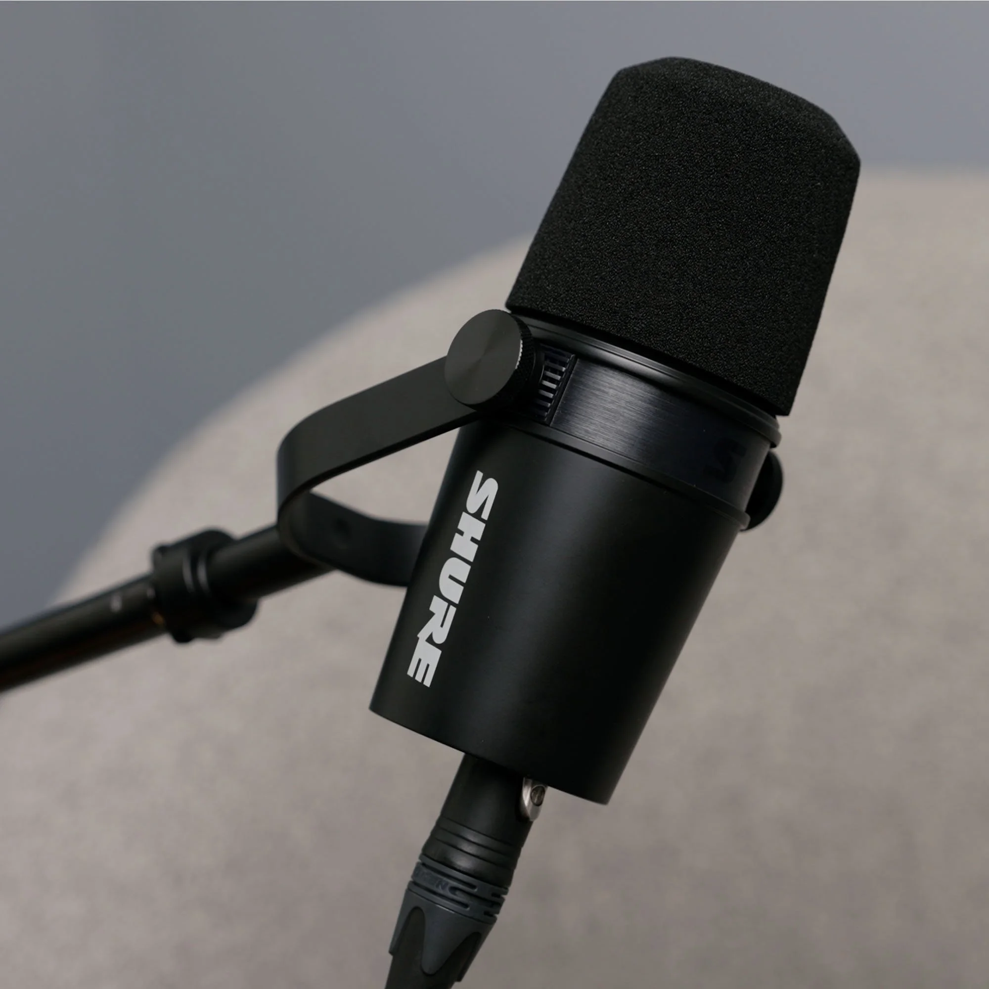 shure-microphone-podcast-closeup.jpg