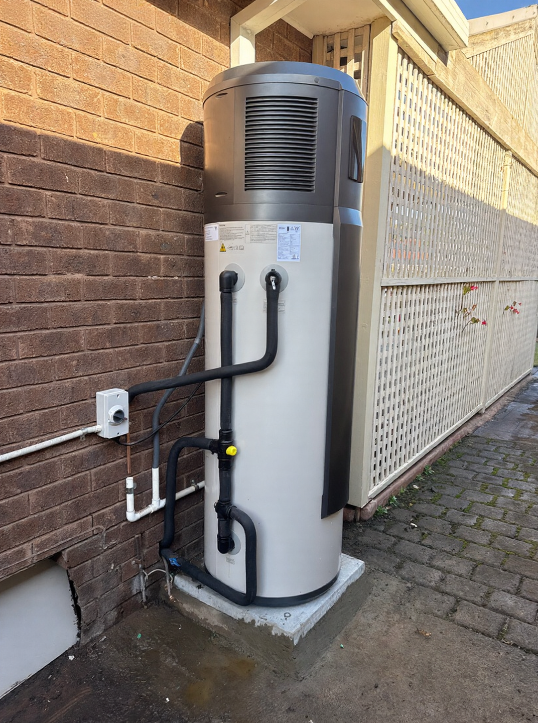 Haier 250L Monoblock.png