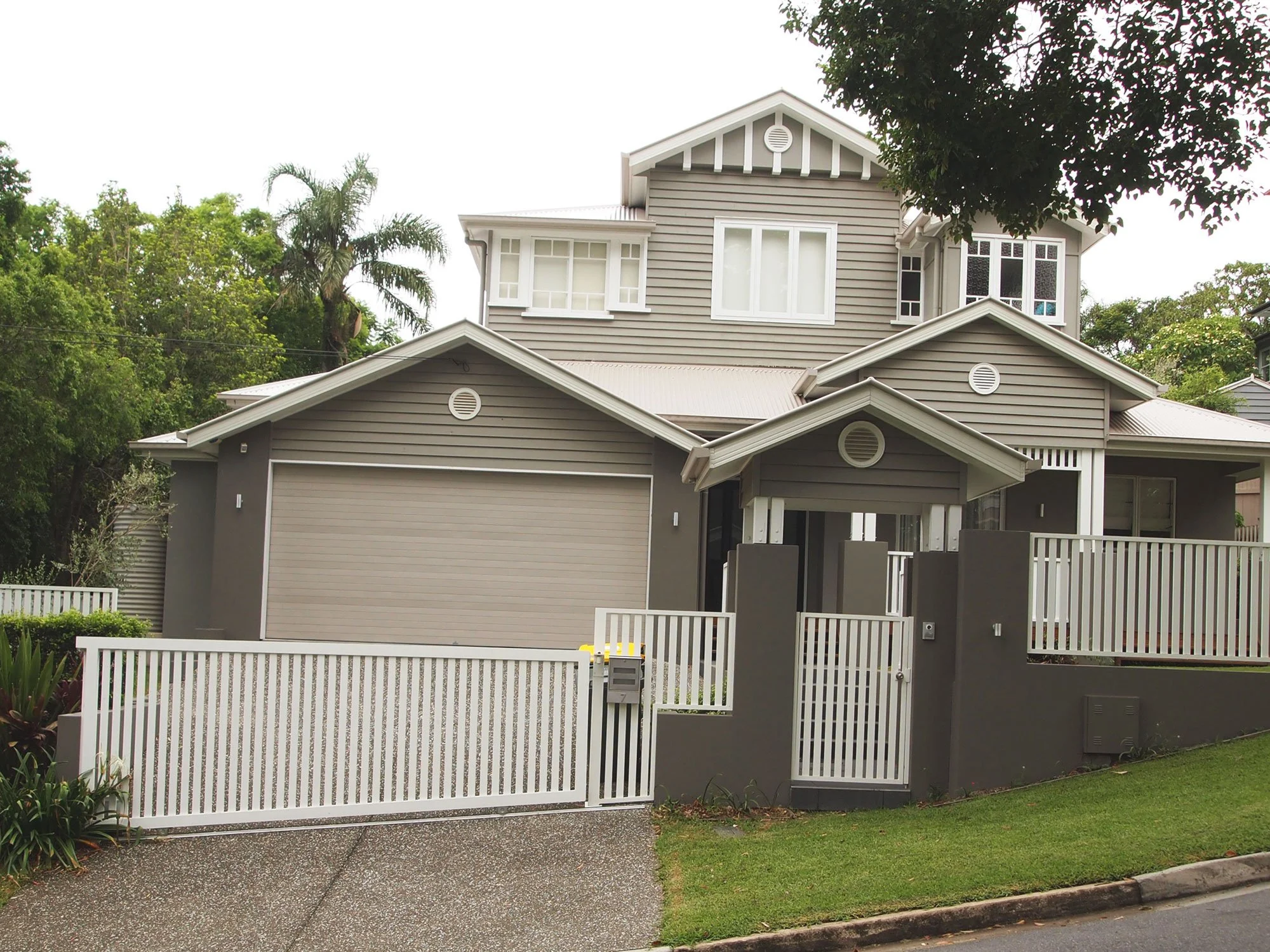 dwelling-house-greenslopes.jpg