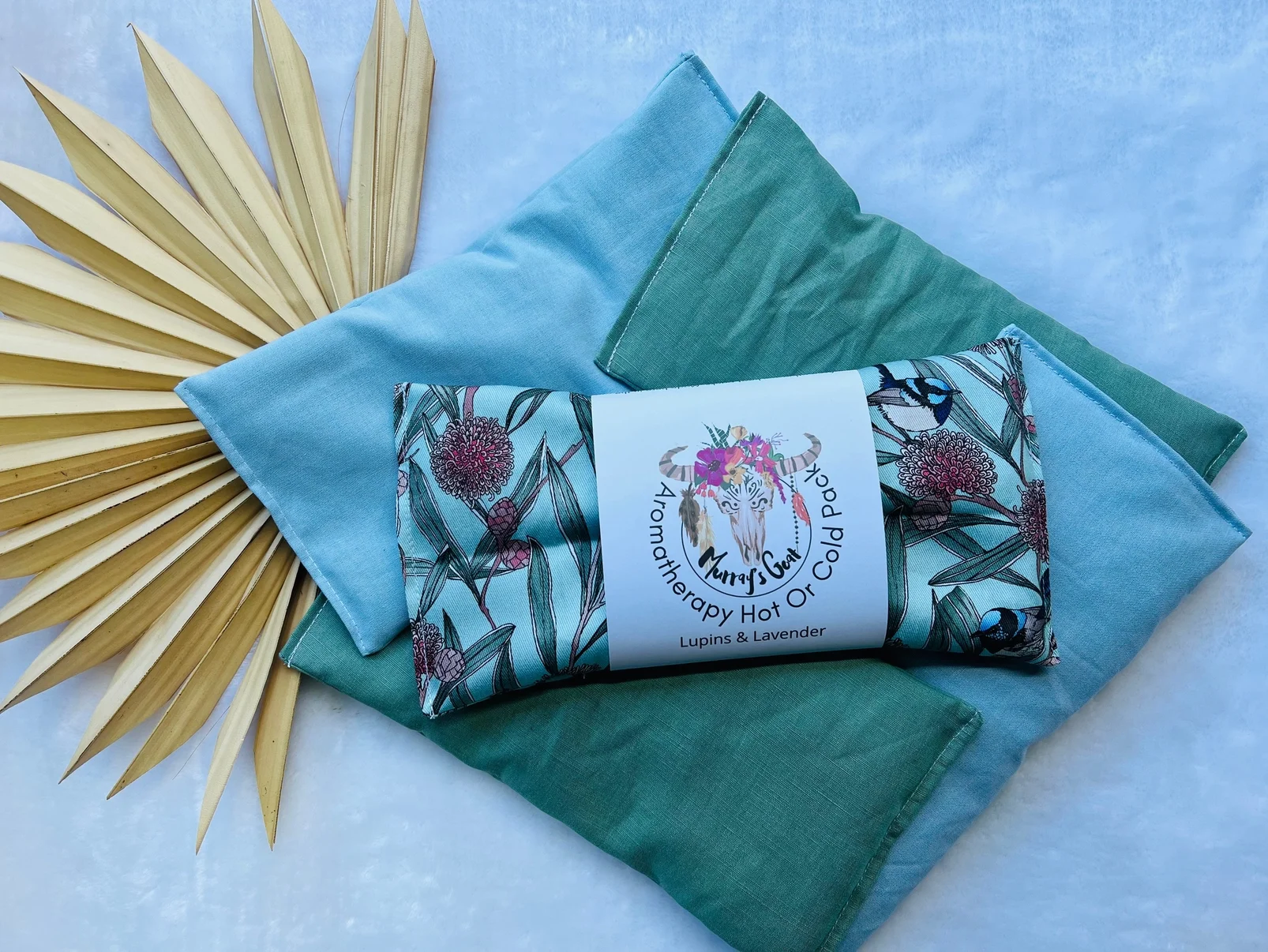 WHC Natural Chamomile Regular Hot/Cold pack (25x14cm) "Fairy Wren".
