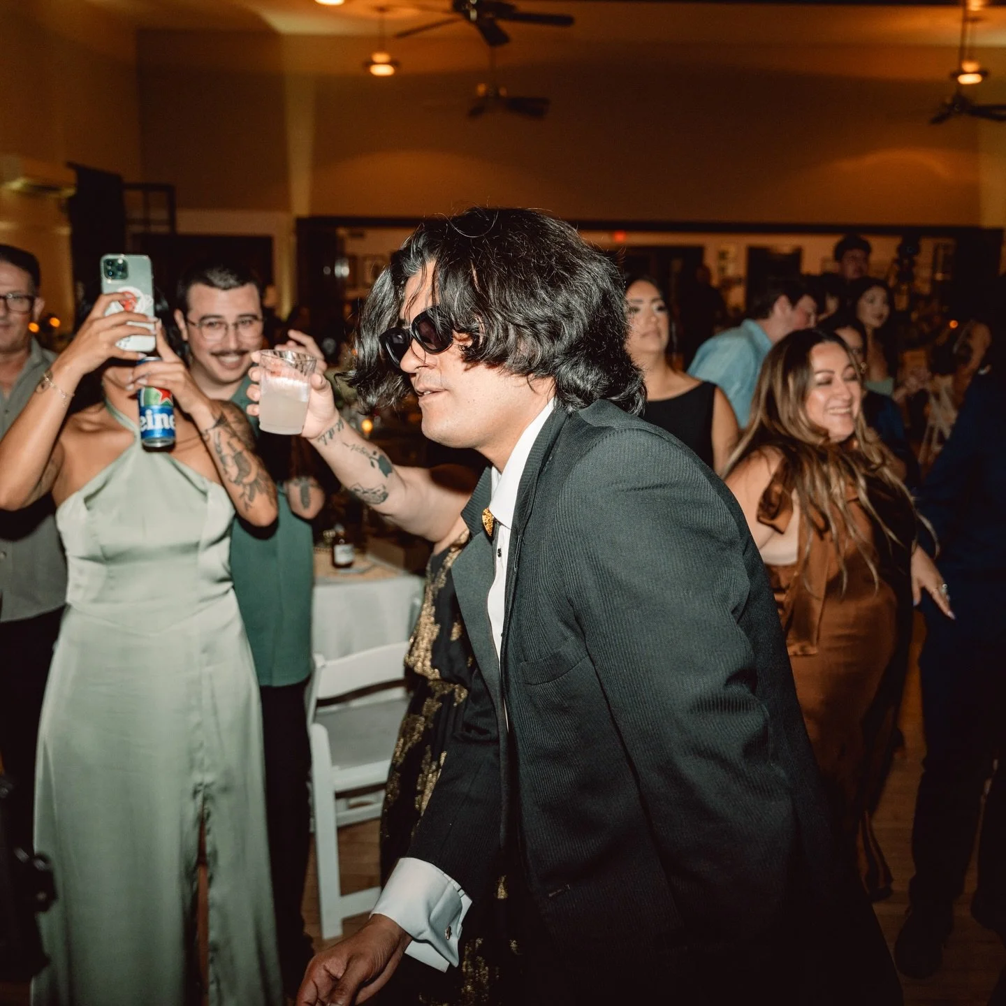 Everyone wish our miserable drummer a very (un)happy birthday. 🎈🖤 @strcknine