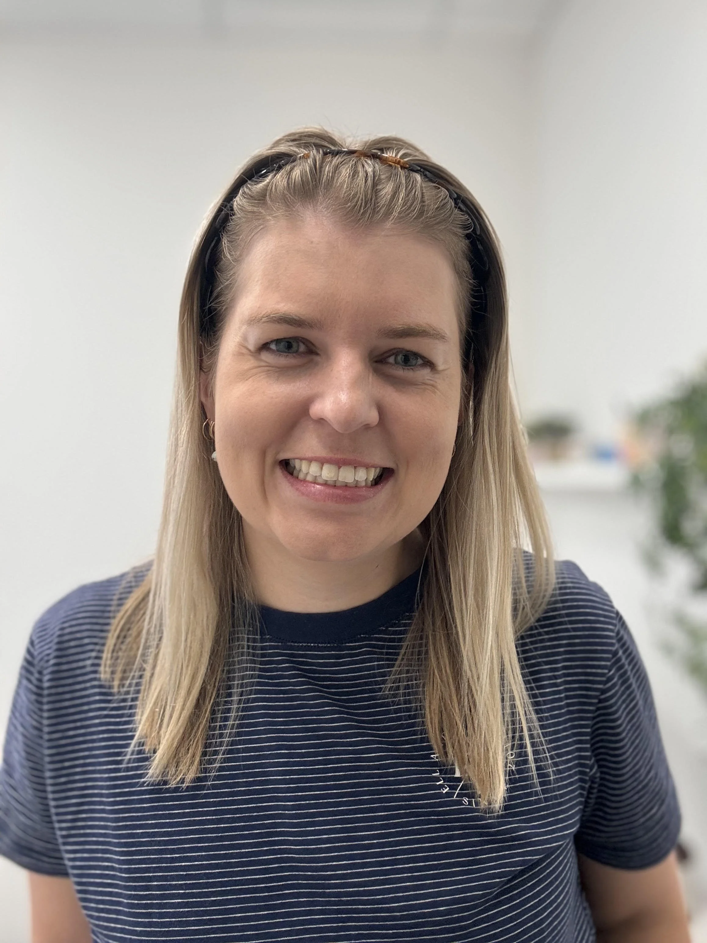 Caylah Batt who is an Accredited Practising Dietitian and Credentialed Eating Disorder Clinician located in Perth.