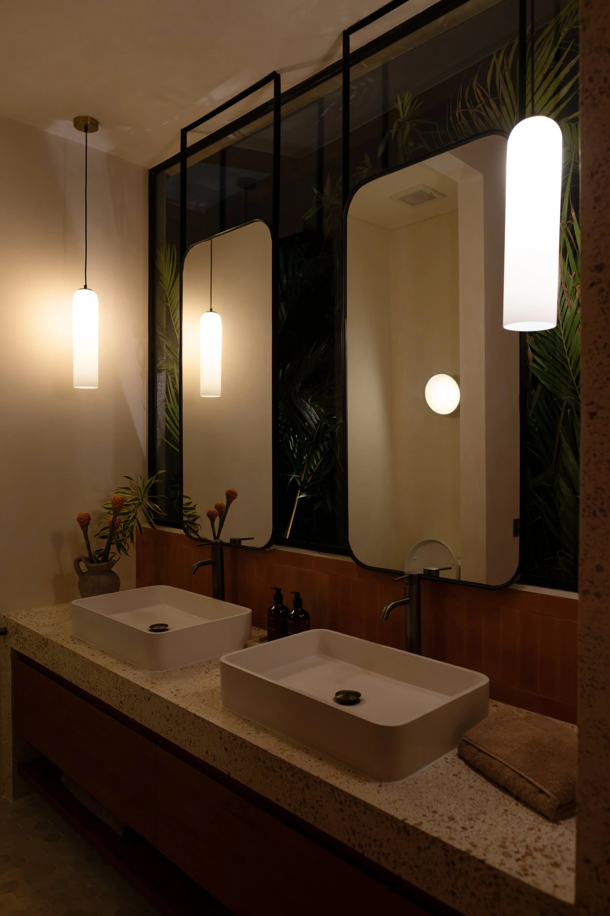 DSCF2106.jpg