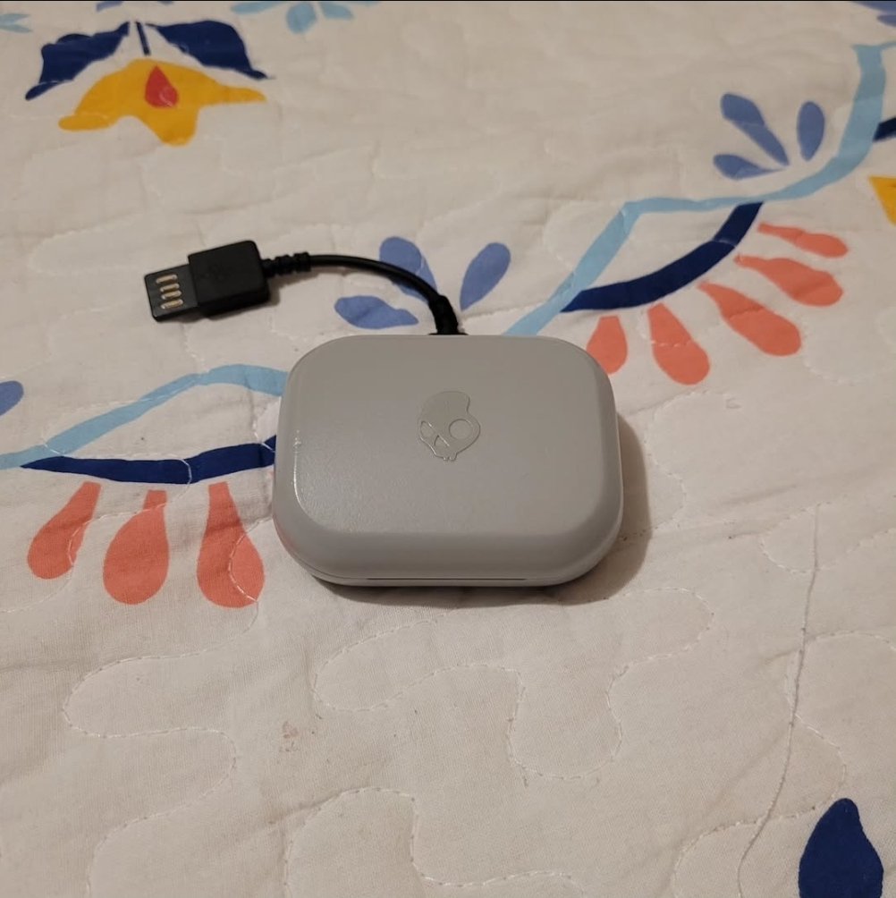 A PROPER FAREWELL TO MY SKULLCANDY EARBUDS