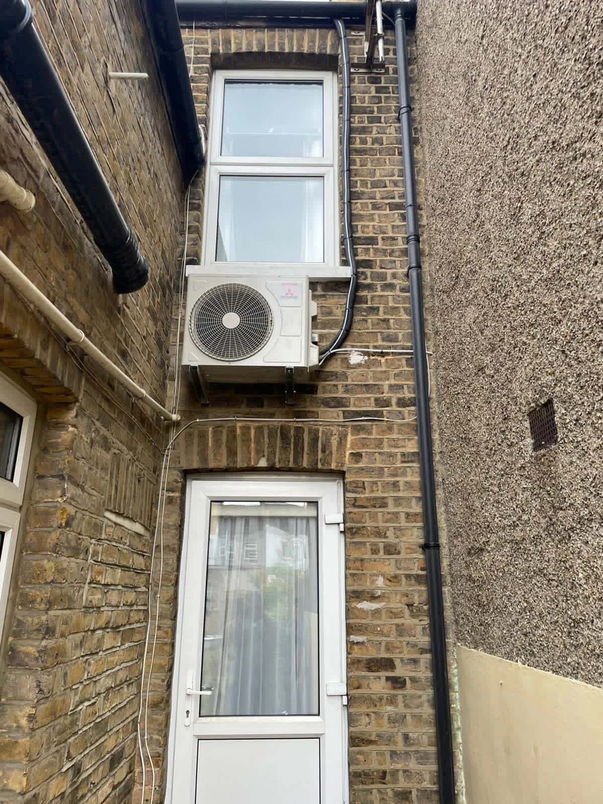 London Air Con 11.JPG