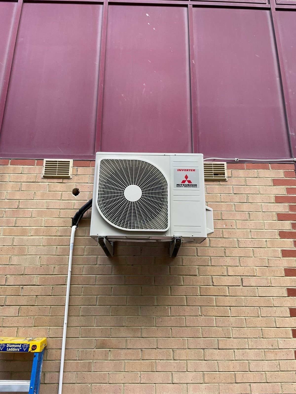 London Air Con 3.JPG