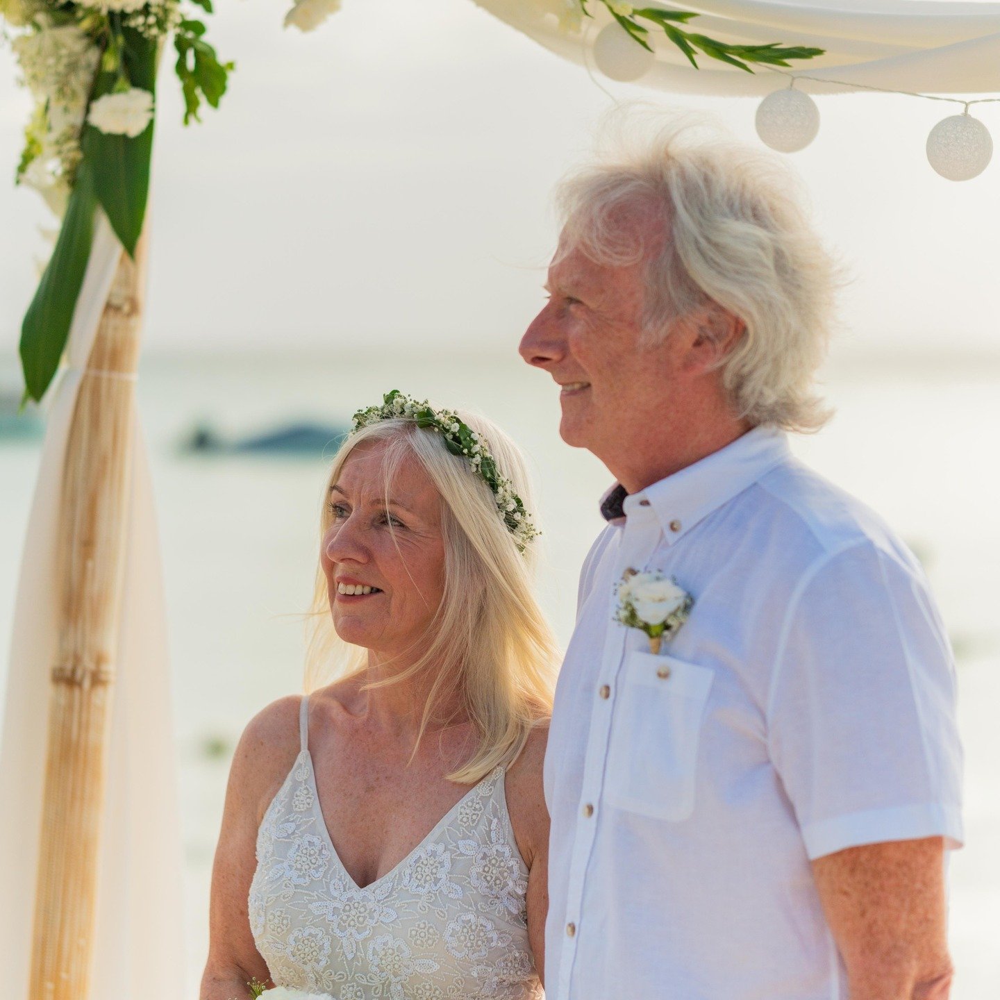Different stories, same paradise. 💍🌊

I am a wedding, honeymoon, and family vacation photographer in Mauritius, and I&rsquo;d love to tell your story. DM me to book your 2026 session!

From the quiet, emotional vows of a sunset elopement to the hig