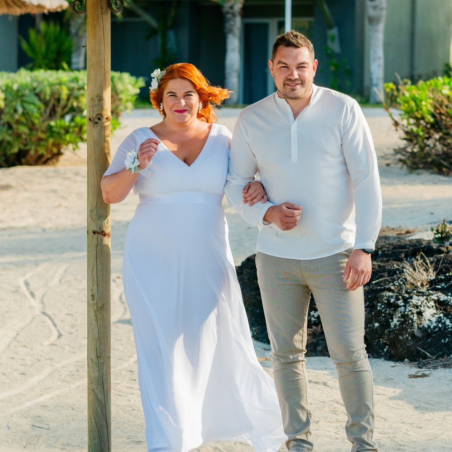 Golden hour glow and pure island magic. ✨🇲🇺

I am a wedding, honeymoon, and family vacation photographer in Mauritius. DM me to book your 2026 session and let's capture your story!

From intimate elopements to full family celebrations at @hotelsatt