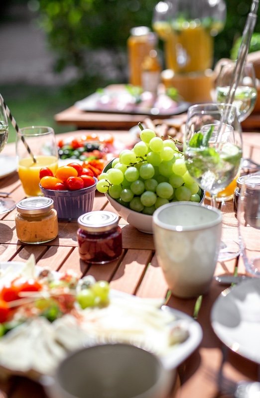 wellness retreat for women Spain, wellness retreat Andalusia, wellness retreat Costa del Sol, premium wellness retreat Spain, small group women retreat, gentle yoga retreat Andalusia, Andalusian finca retreat, wellness retreat near Málaga