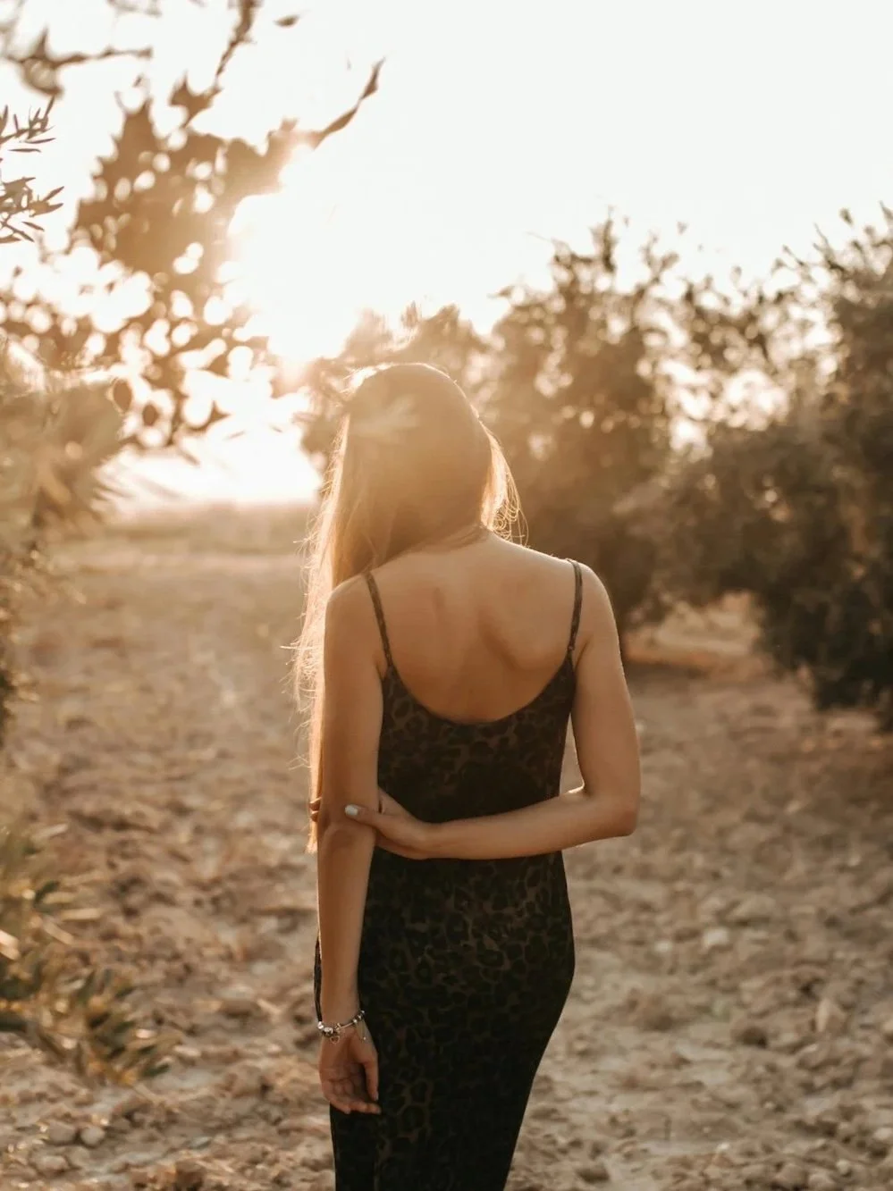 wellness retreat for women Spain, wellness retreat Andalusia, wellness retreat Costa del Sol, premium wellness retreat Spain, small group women retreat, gentle yoga retreat Andalusia, Andalusian finca retreat, wellness retreat near Málaga