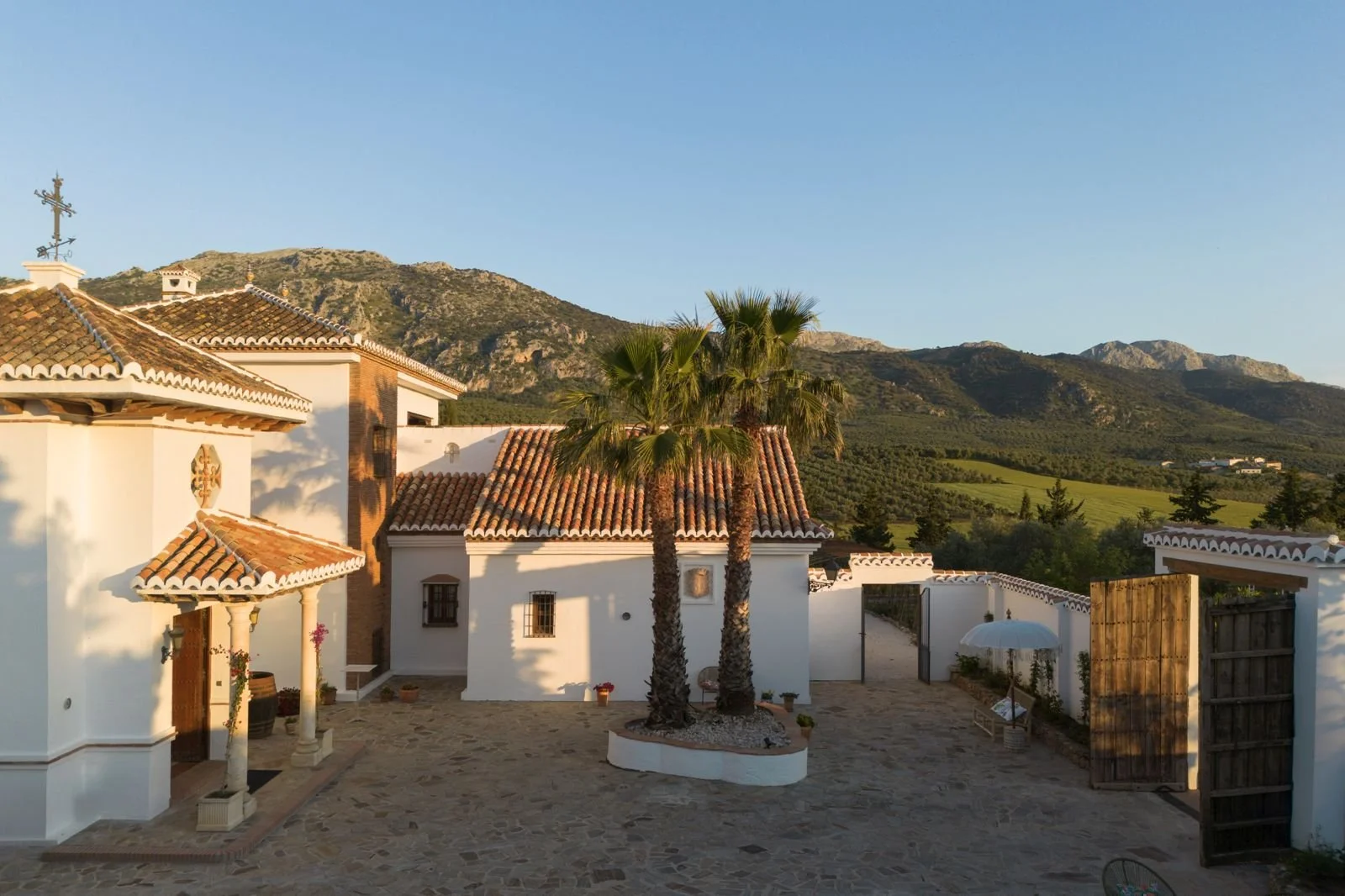 wellness retreat for women Spain, wellness retreat Andalusia, wellness retreat Costa del Sol, premium wellness retreat Spain, small group women retreat, gentle yoga retreat Andalusia, Andalusian finca retreat, wellness retreat near Málaga