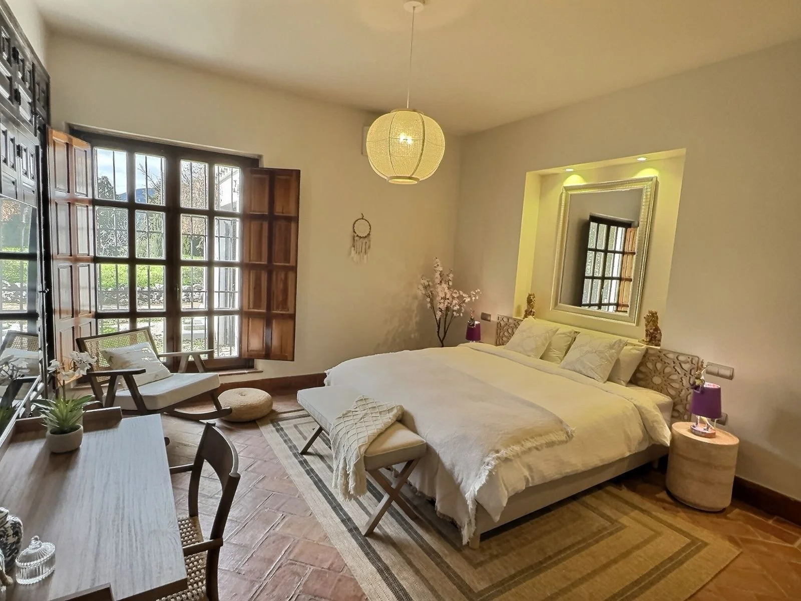 Andalusian finca wellbeing retreat, wellbeing retreat venue near Málaga, Costa del Sol wellbeing retreat venue, small group retreat venue Andalusia, authentic Andalusian finca, wellbeing retreat olive groves Andalusia