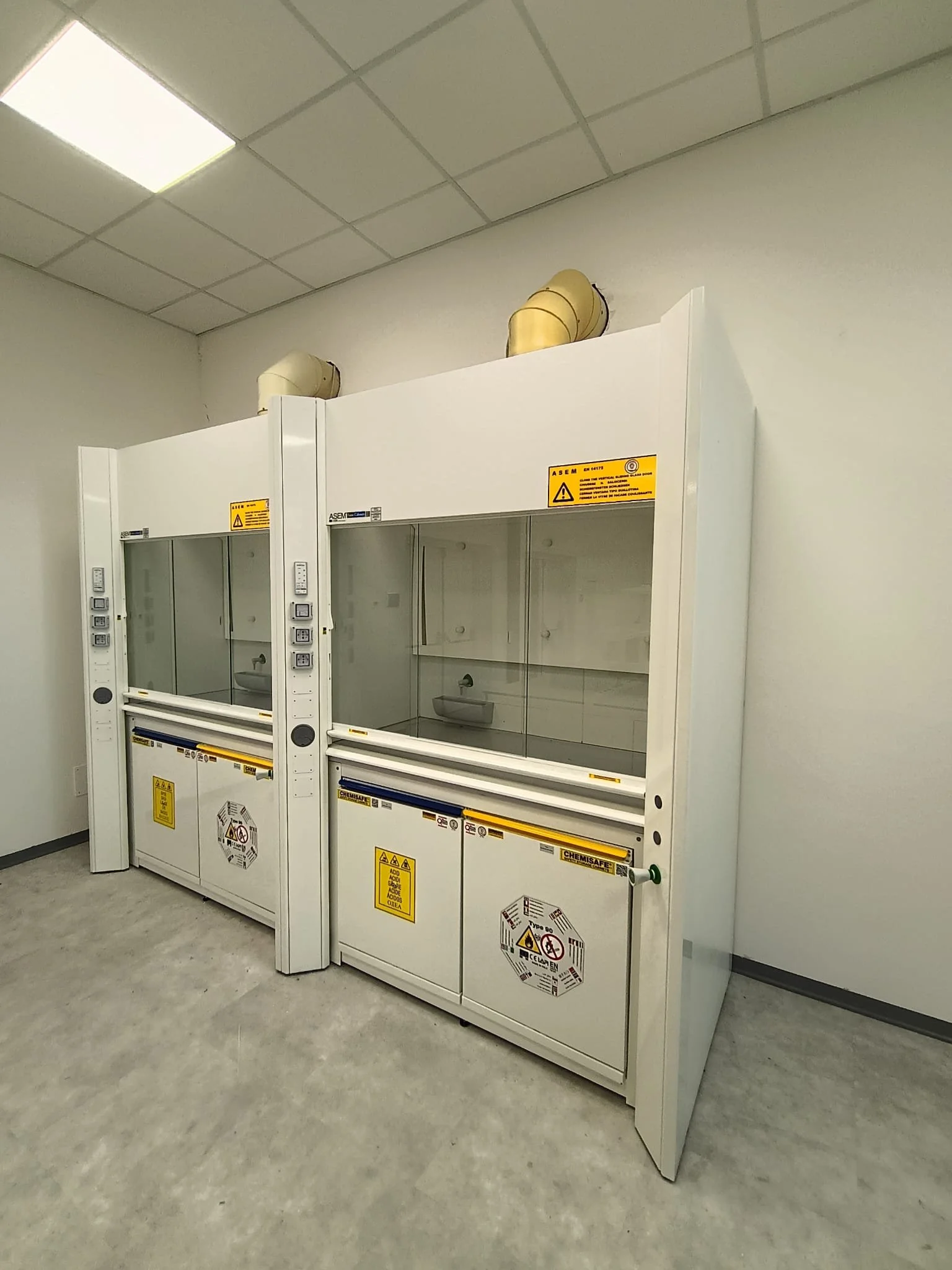 Fornitura e installazione cappe chimiche