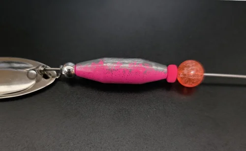 The Pink Chrome (Glow) fishing spinner