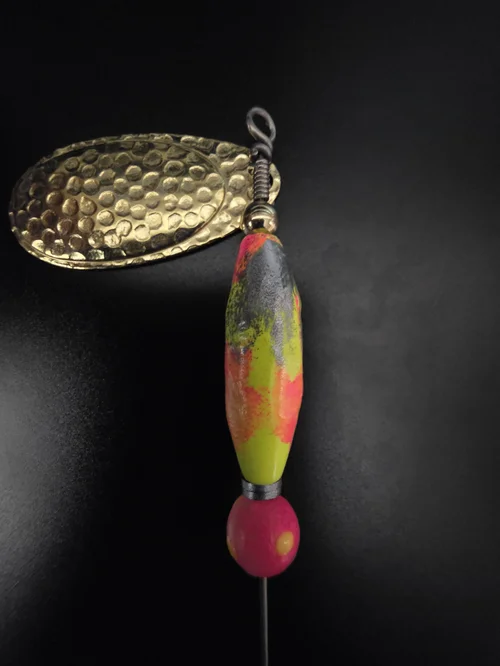 The Lipstick Smudge (Glow) fishing spinner