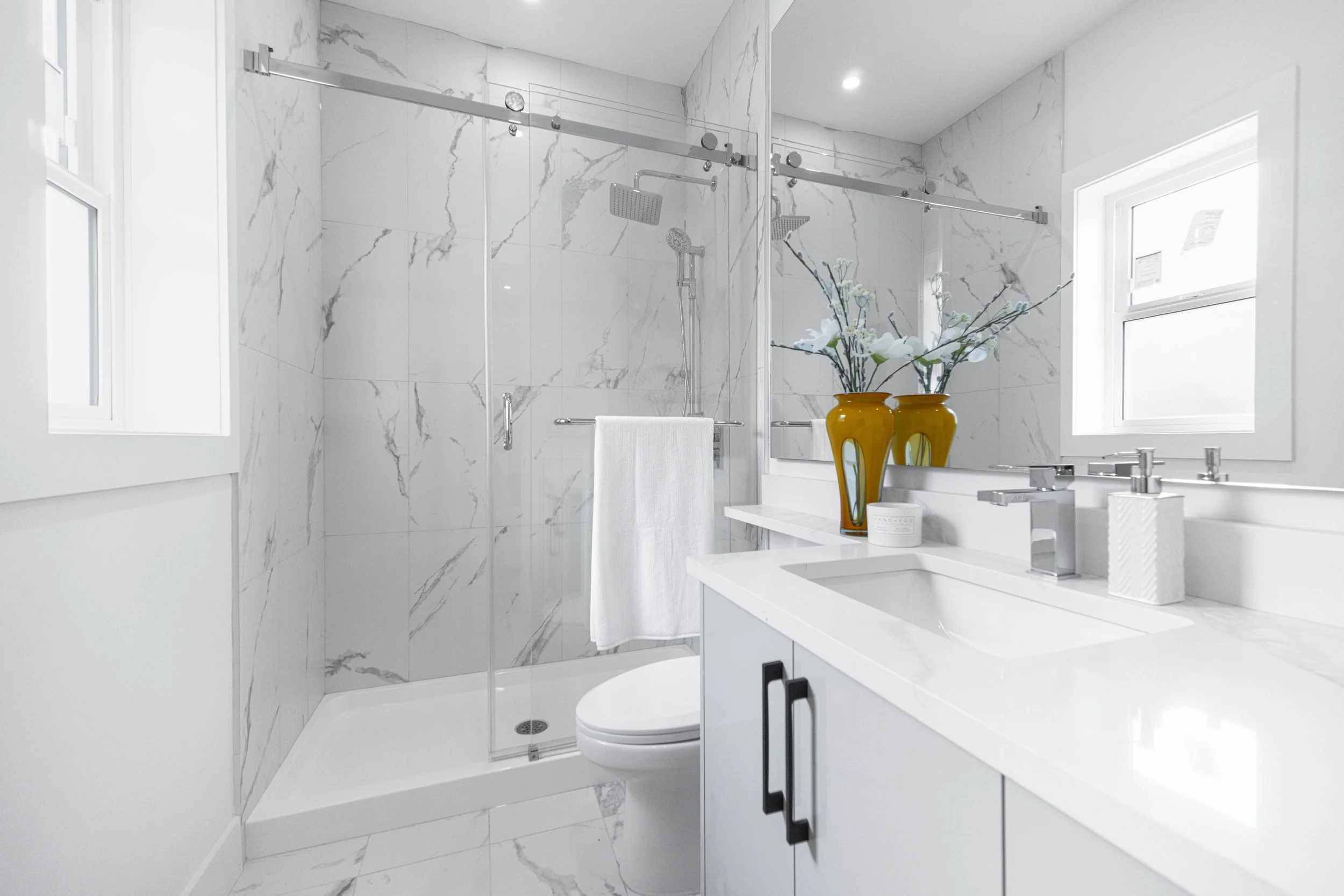 Master Bathroom 1.jpg