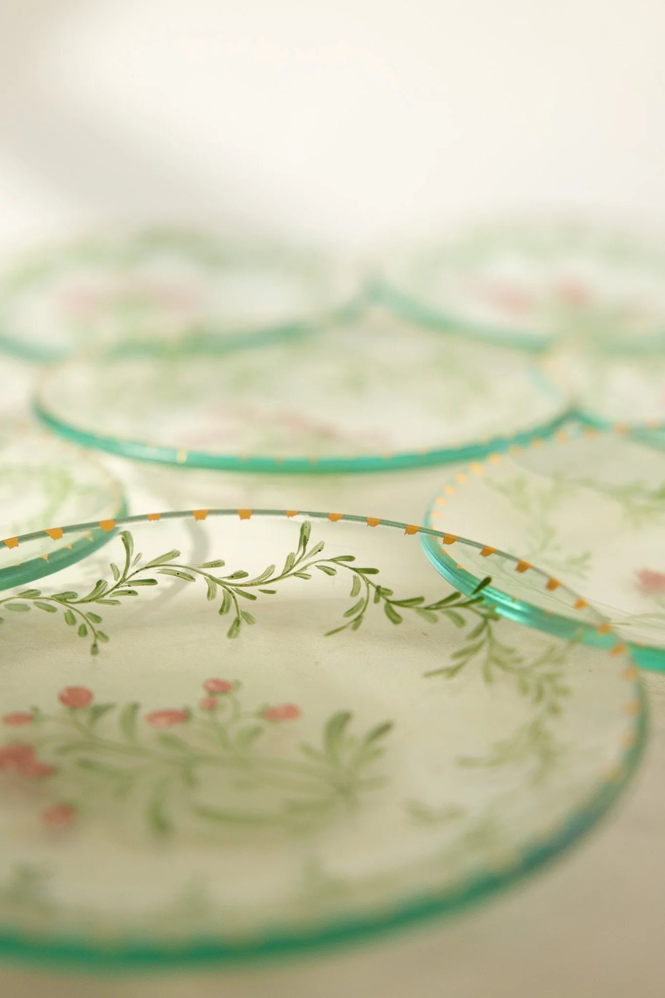Service de 8 assiettes à pain - Sentier fleuri