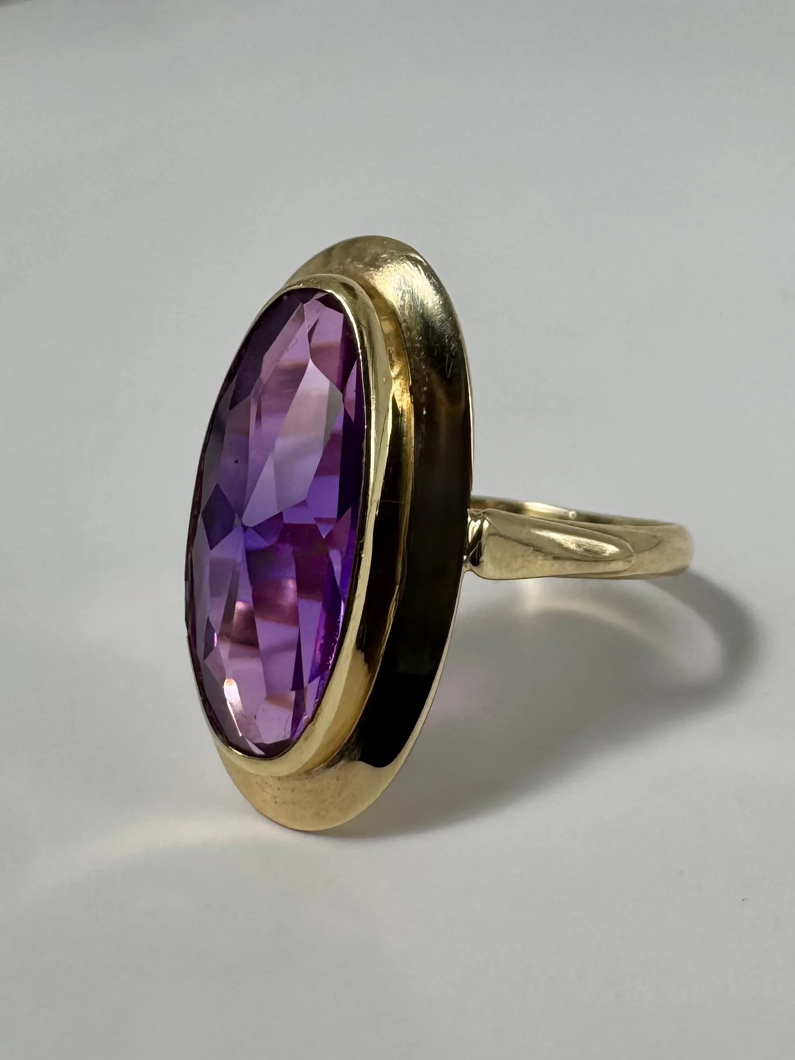 14 carat gold amethyst ring