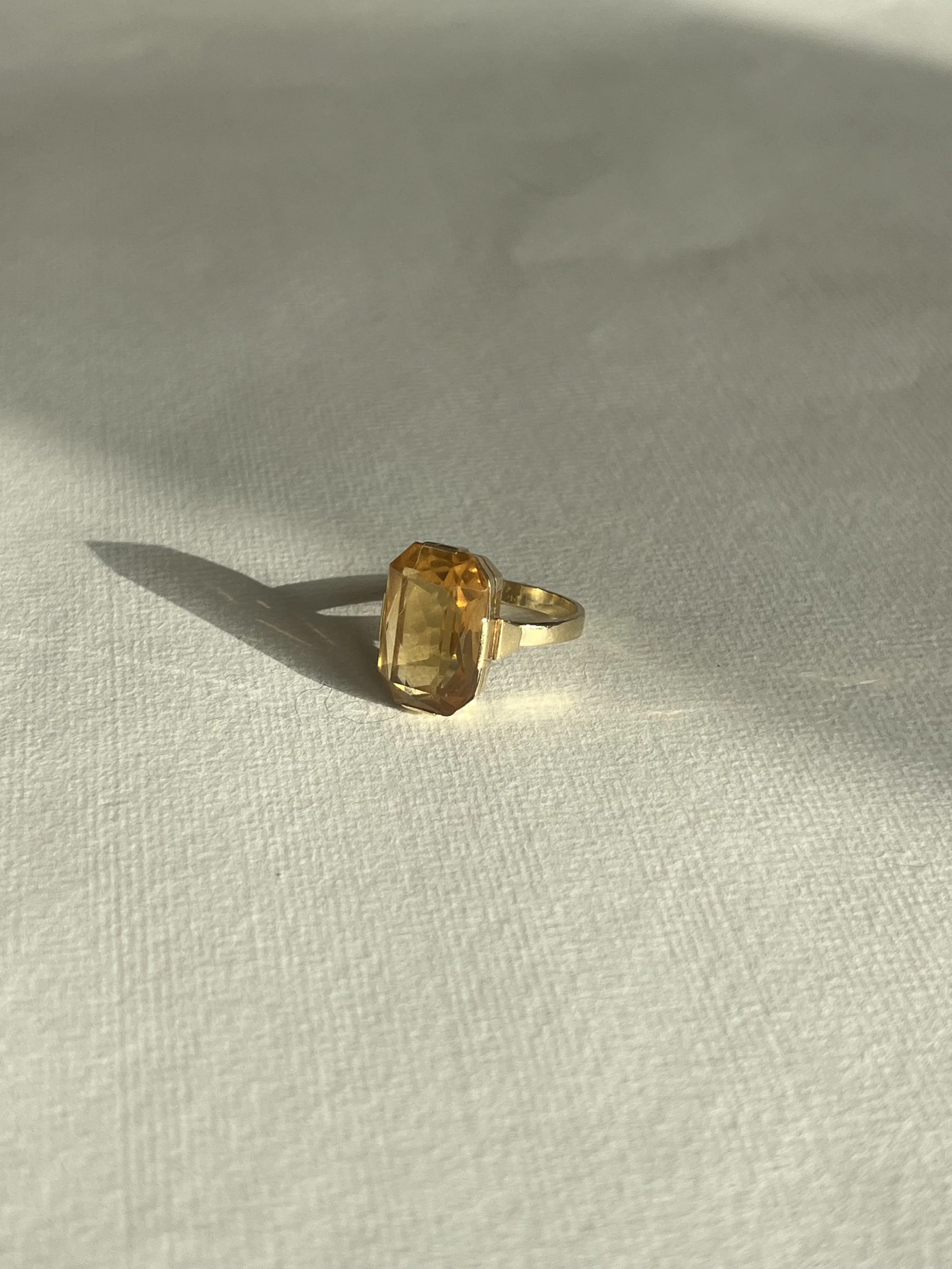 14 carat citrine ring