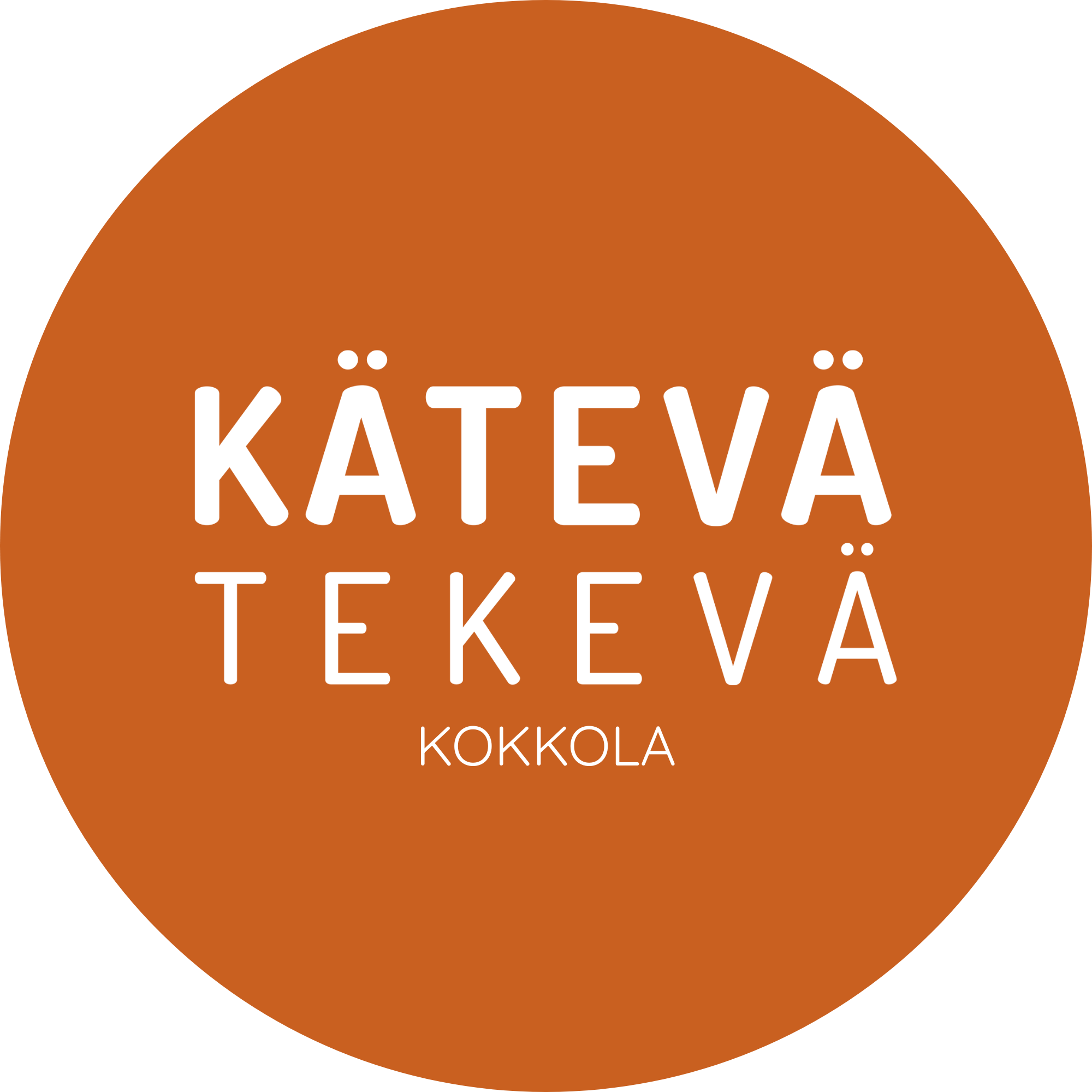 Lapsia ja nuoria Kätevä & Tekevä -messuilla osallistumassa työpajaan.