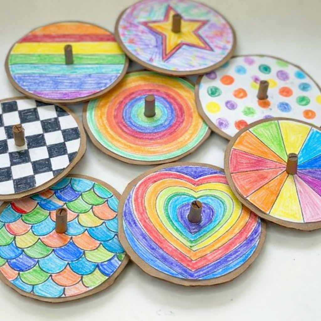 Meow Meow Art Lab Spinning Art