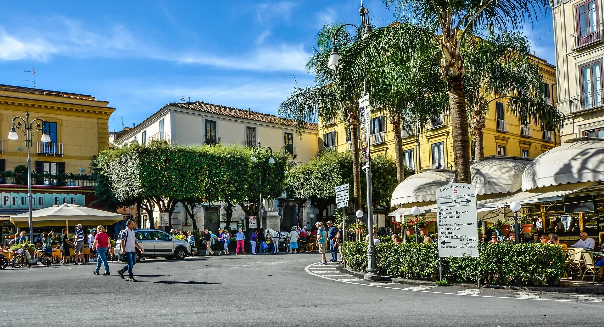 Top 10 things to do if you're getting married in Sorrento