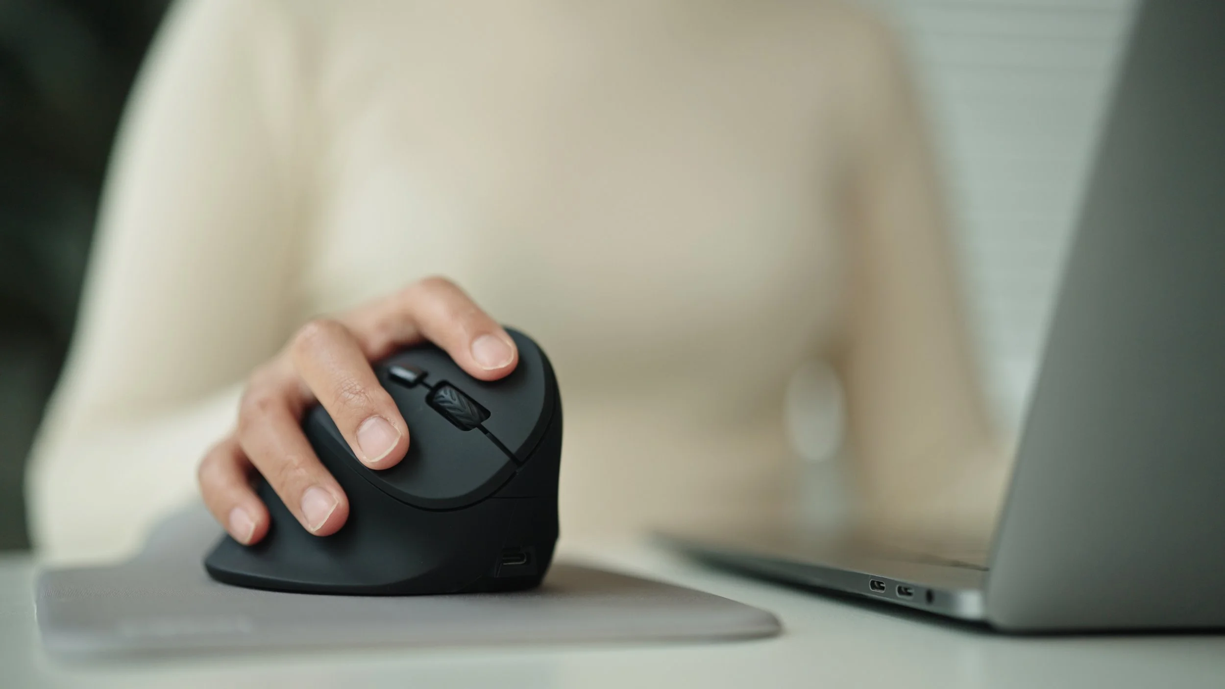 Best ergonomic mouse for small business in Australia 2026