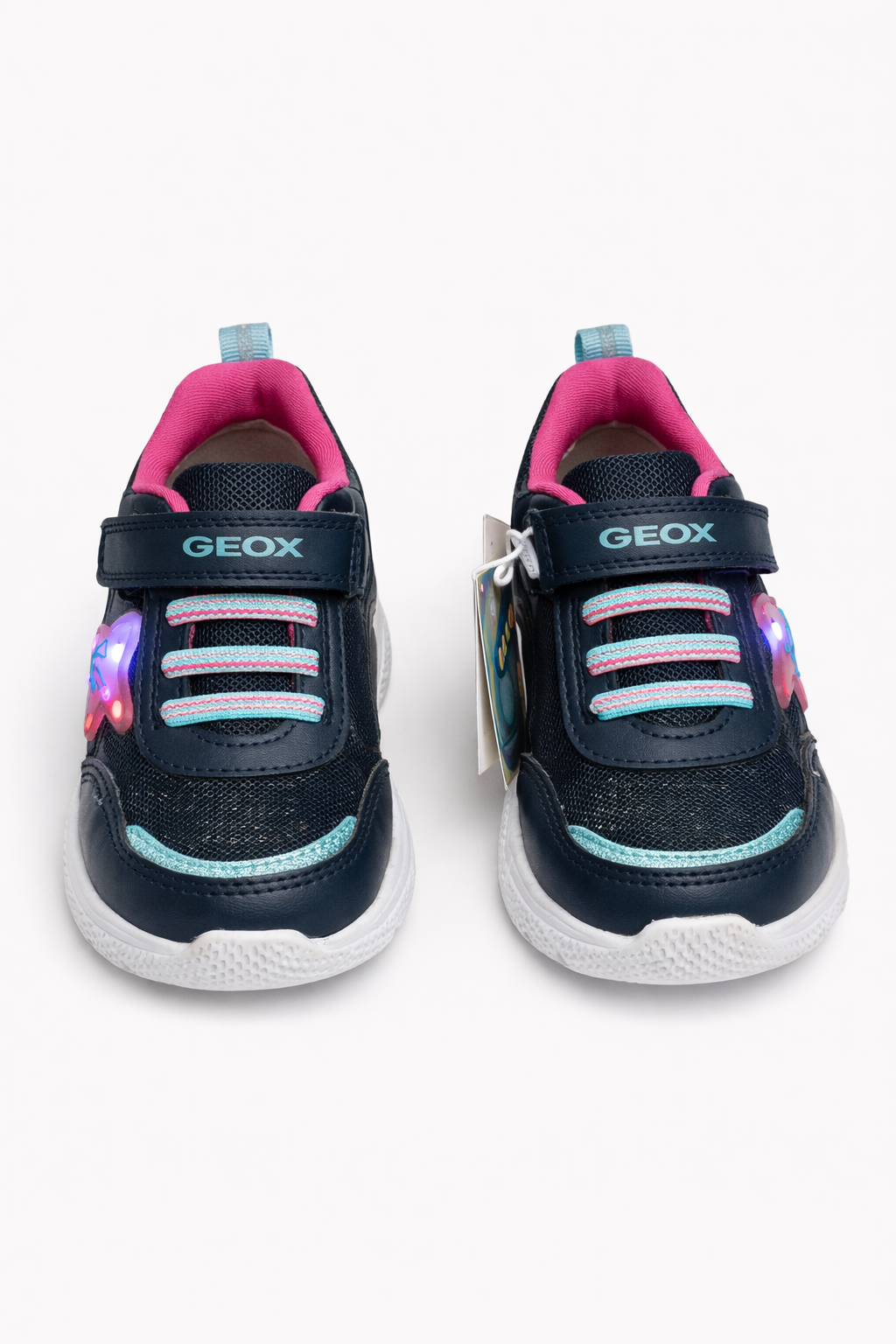 front_Geox ნათებადი საბავშვო სპორტული ფეხსაცმელი.png