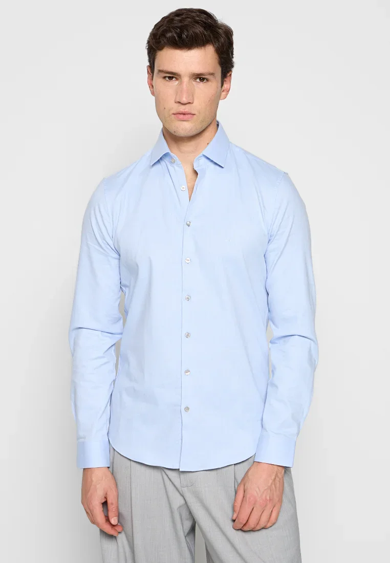 Calvin Klein Slim Fit პერანგი