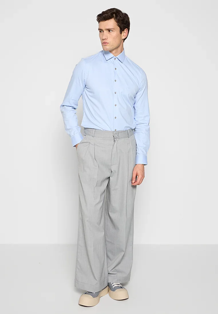 Calvin Klein Slim Fit პერანგი all.webp