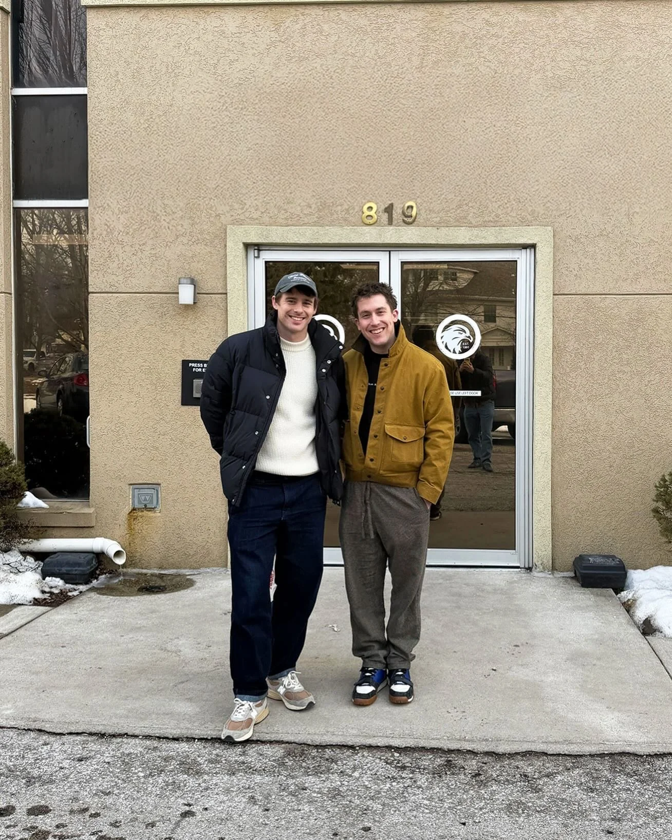 The American Highschoolers are back and this time, we find out what they think about British school lunches! 🥪📚